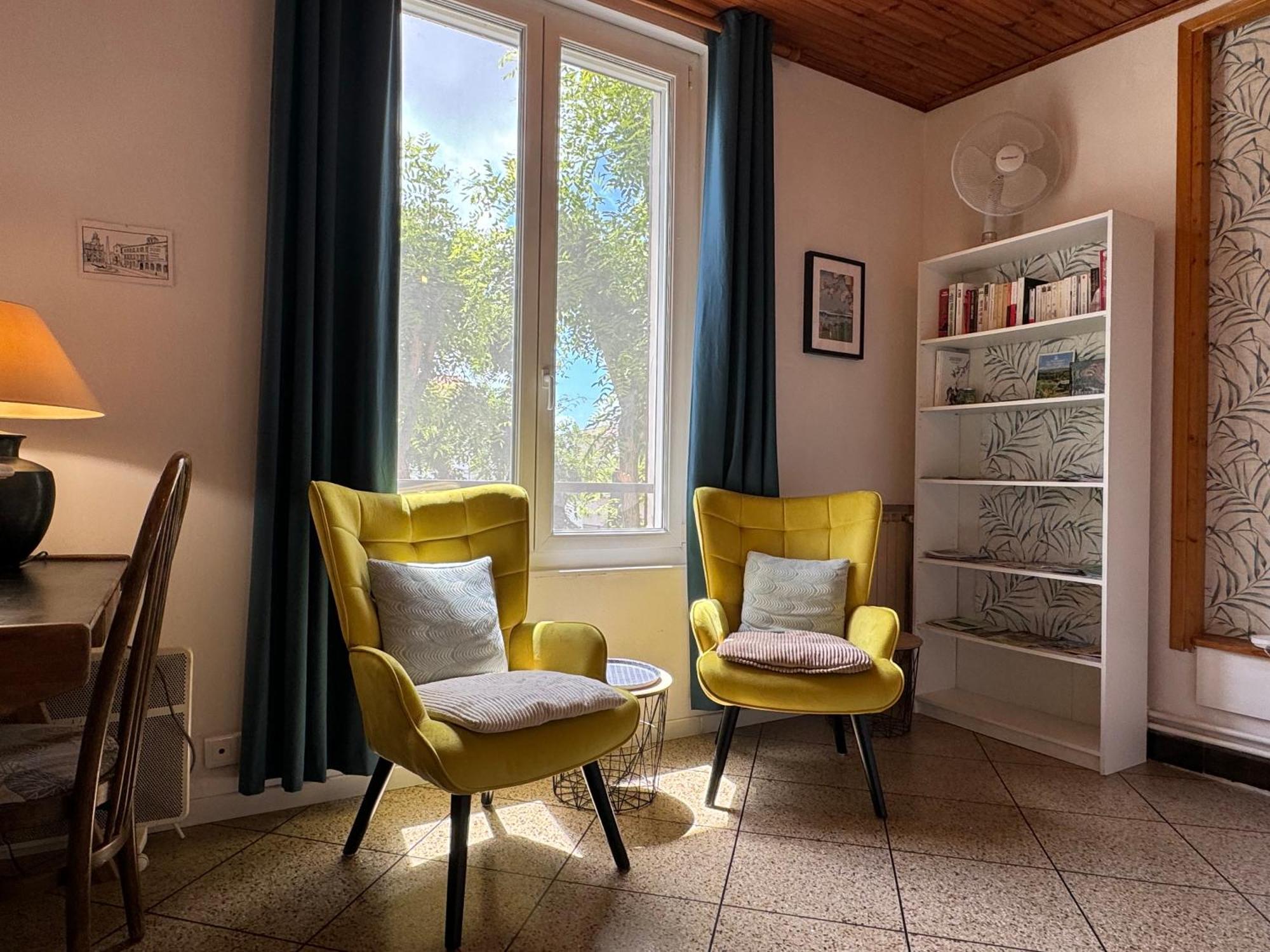 En Ville Avec Un Air De Campagne Arles Dış mekan fotoğraf